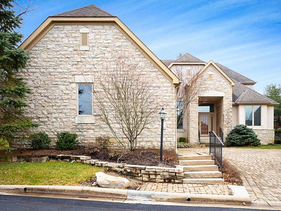 2nd image of 10230 Ashton Close
