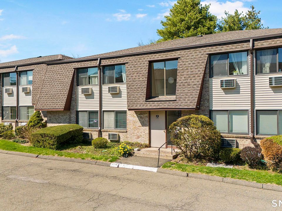 1st image of 255 Strawberry Hill Avenue #B10