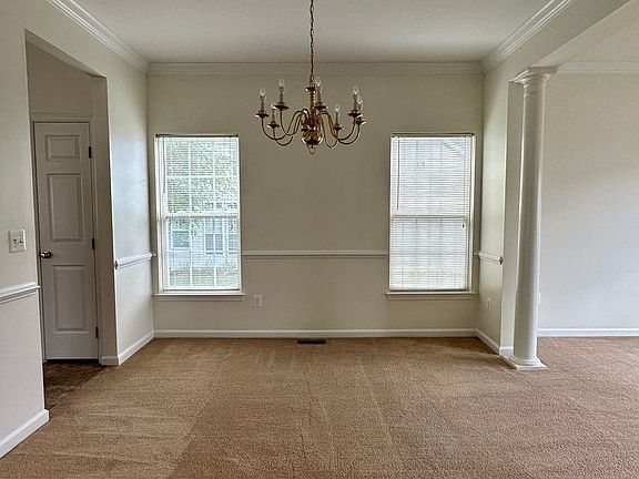 5th image of 6676 Clarkes Meadow Dr