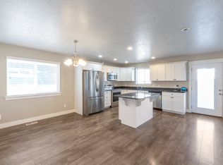 38 N Rue De Matth, Vineyard, UT 84059