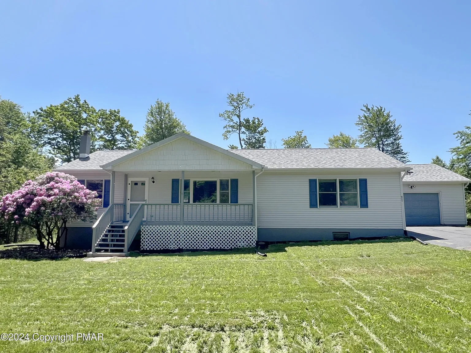 311 Richard Dr photo 1