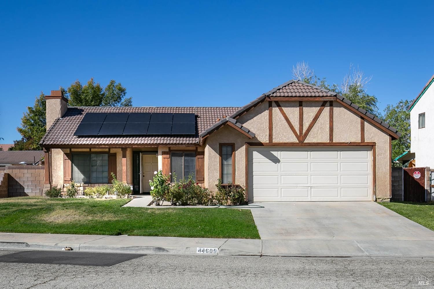 にあこ 44609 Grove Lane, Lancaster, CA 93534 | Zillow