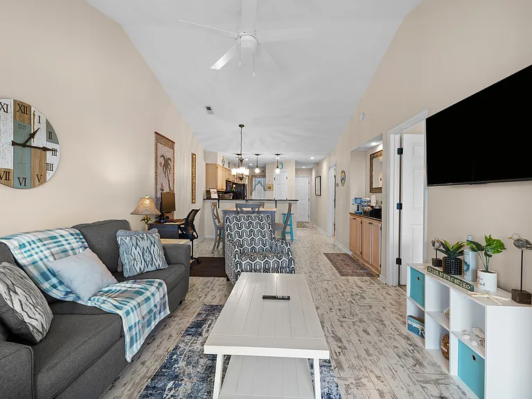 557 White River Dr #12H — Photo 18