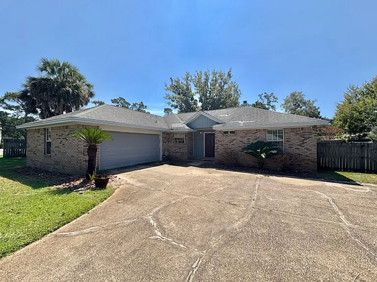 101 Meadow Woods Ln — Photo 4