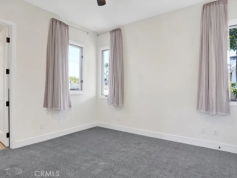 243 Poppy Ave — Photo 49
