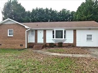 1551 Moore Dr, Gastonia, NC 28054