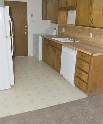 4th image of 909 Dryden Ave #Ab