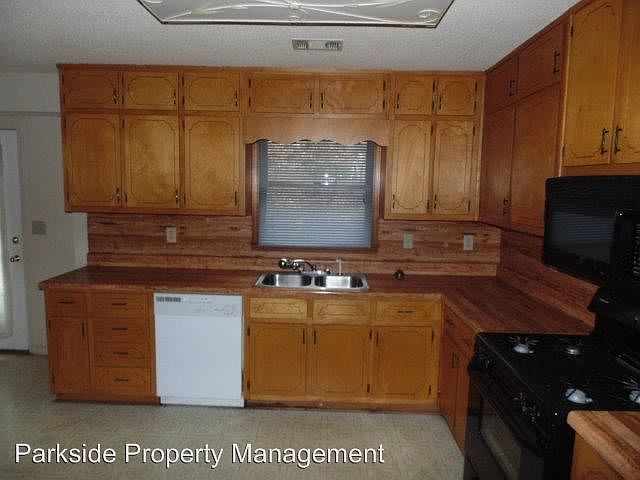 2nd image of 65 Freedom Ct