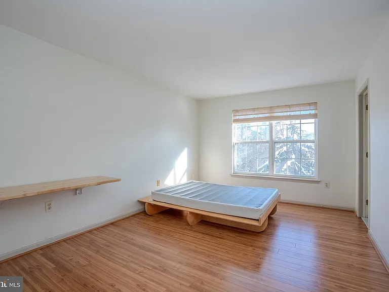 128 S Barrow Pl — Photo 22