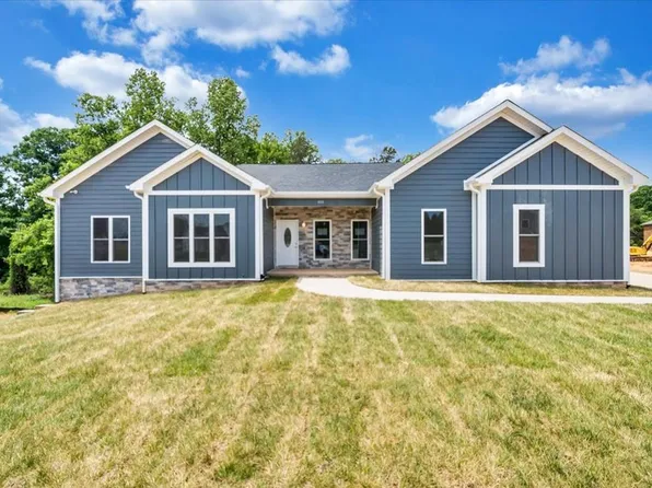 104 Birch Cir, Danville, VA 24540