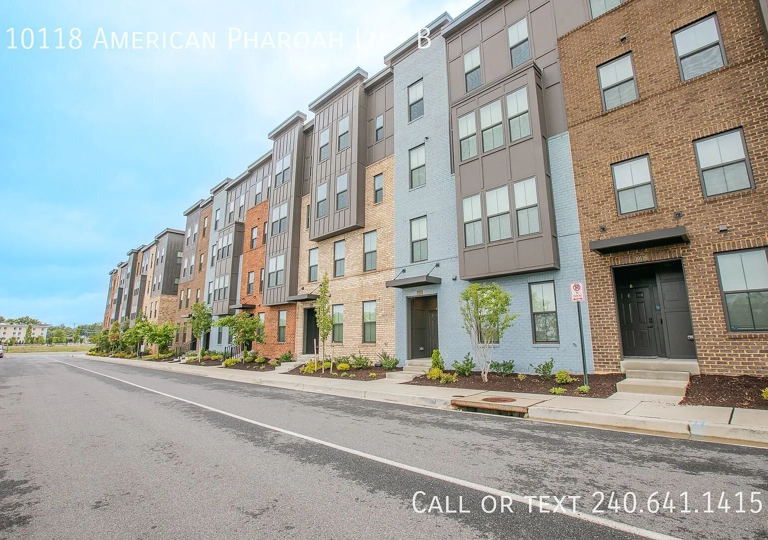 Beautiful 3 BR/2.5 BA Townhome in Laurel! — Photo 1