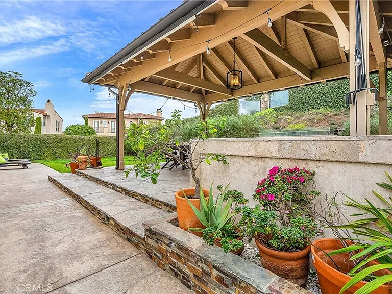 8001 Ocean Bluff Dr — Photo 57