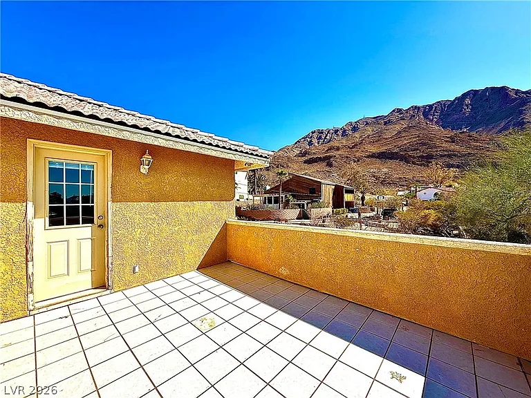 764 Benedict Dr — Photo 4