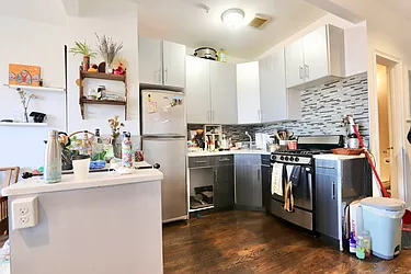 Rented by Arche Nest LLC