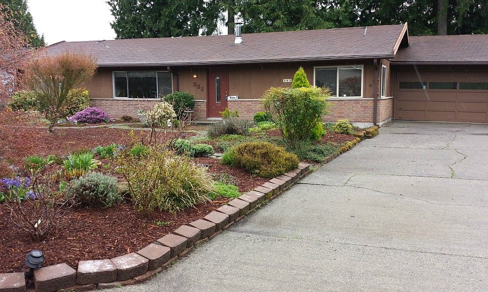1st image of 303 White Pine Dr