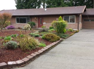 303 White Pine Dr, Bremerton, WA 98310