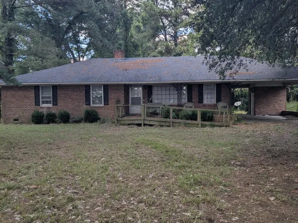 821 Warsaw Road, Clinton, NC 28328