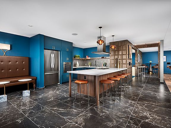 5th image of 700 W 9th St APT 2000