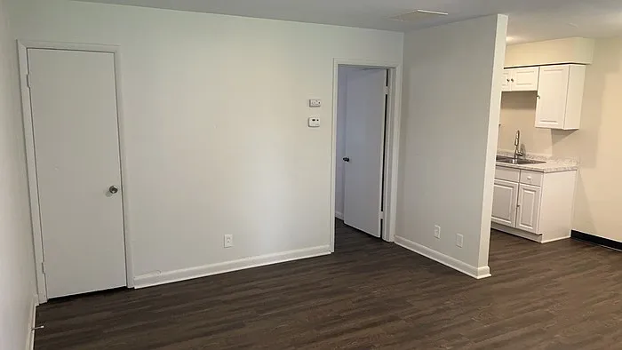 719 Wiltshire Blvd #1 — Photo 6
