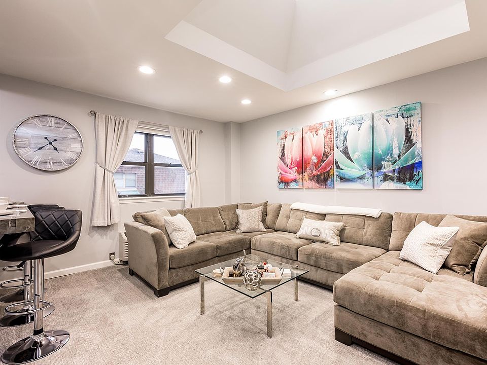 1st image of 1335 Broadway APT M20
