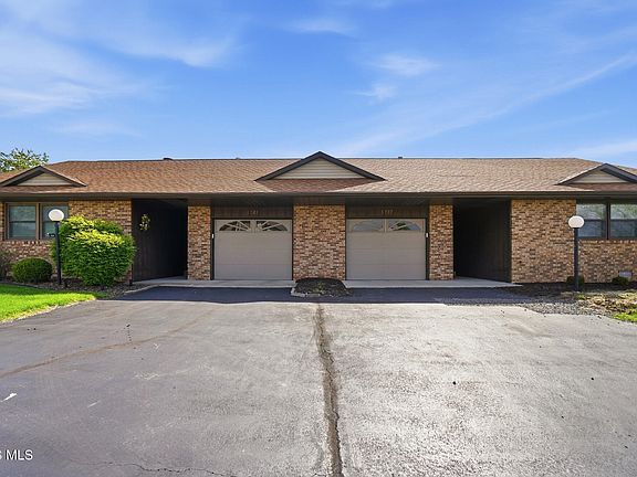 2nd image of 1717 Manor Hill Rd #5