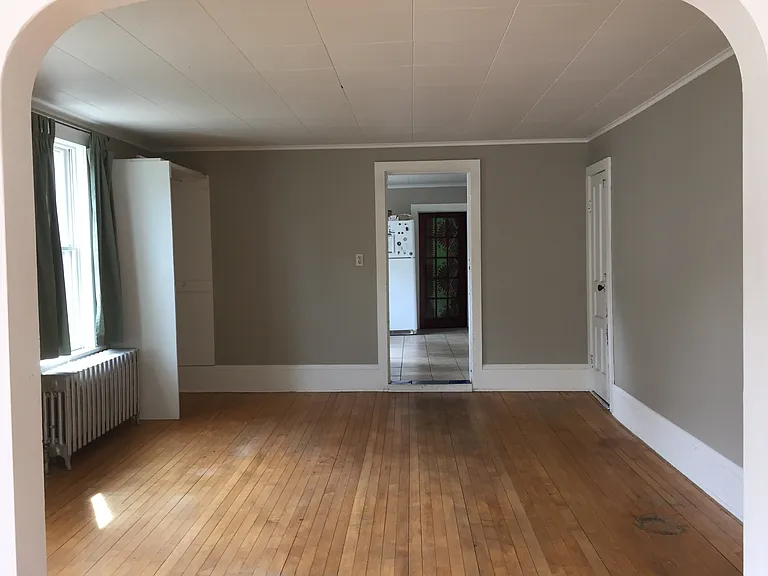 59 Walnut St — Photo 2