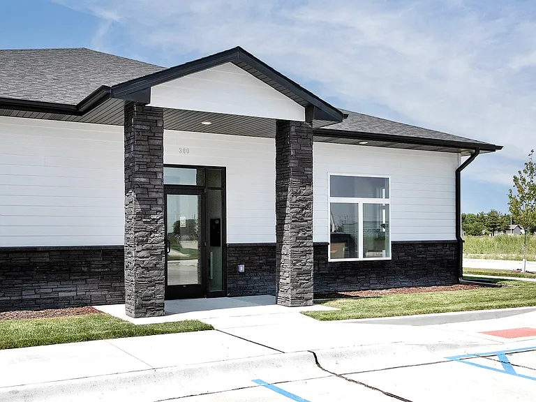 Cross Creek Apartments — Photo 36