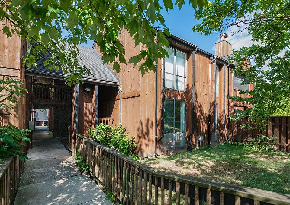 1st image of 4778 Powderhorn Ln #2