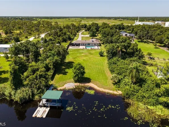 37951 Washington Loop Rd, Punta Gorda, FL 33982