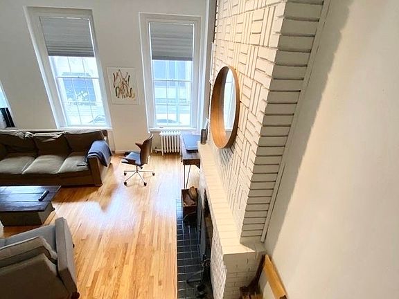 2nd image of 22 W 83rd St #2C