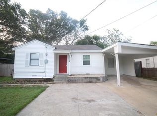 8418 Grovecrest Dr, Dallas, TX 75217