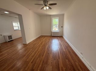 208 Farnham Ave APT 1F, Lodi, NJ 07644