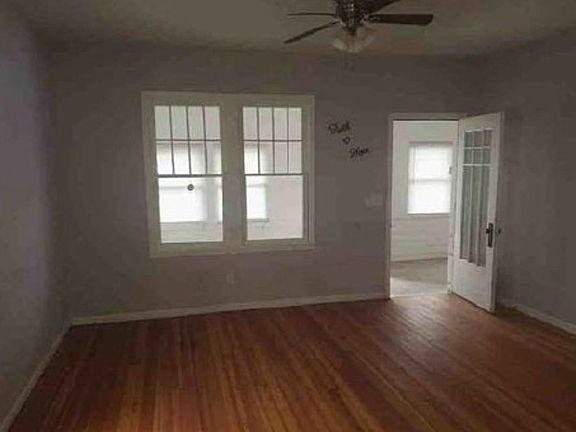 Additional Living Room