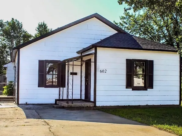 602 N Montgomery Ave, Watonga, OK 73772