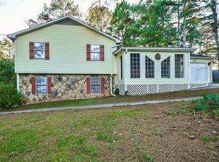 1001 Waverly Dr, Lawrenceville, GA 30046