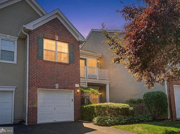 51 York Rd, West Windsor, NJ 08550