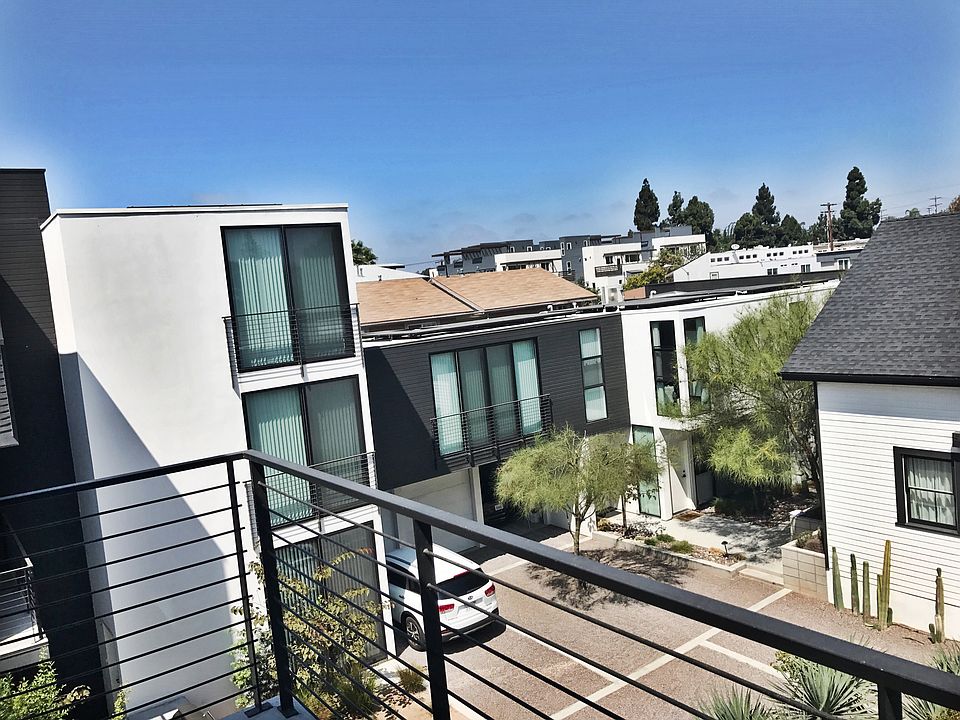 1st image of 3055 Broadway