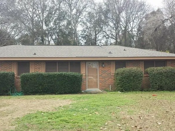 220 Leigh Dr, Prattville, AL 36067