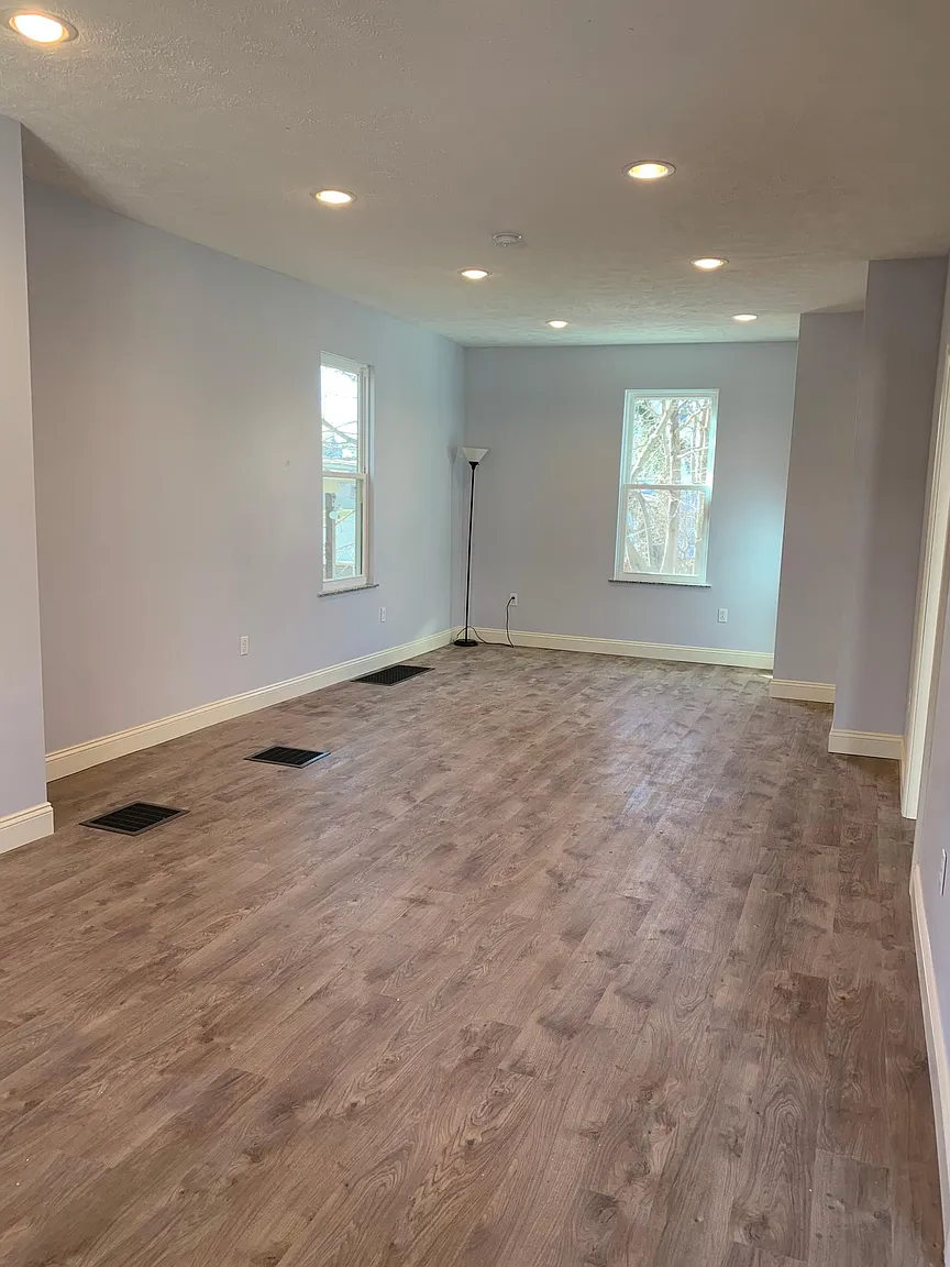 2206 Vodeli St photo 1
