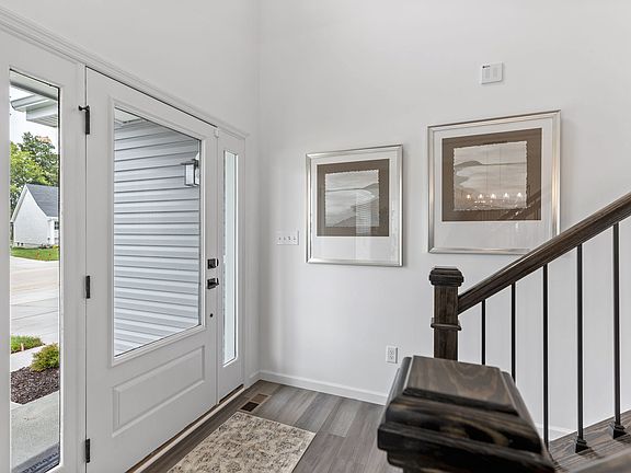 3rd image of 164 Day Lily Ln
