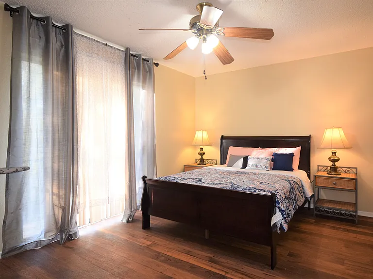 6401 Basswood Dr #C — Photo 5