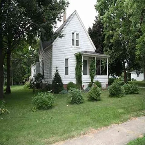 1403 W Olive St photo 1