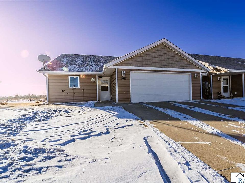 1st image of 2037 Pratt Cir
