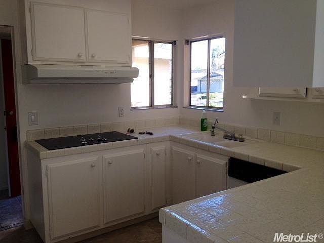 1st image of 2828 Sarina Ct