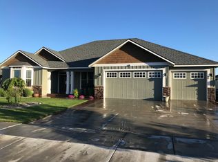 419 S Astor Loop NE, Moses Lake, WA 98837