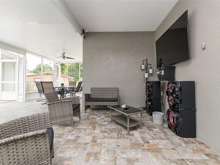 5816 Little River Dr — Photo 14