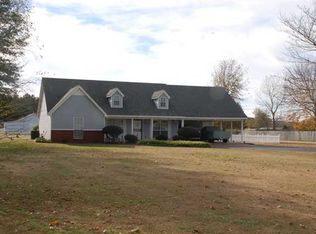 2795 Feathers Chapel Dr, Somerville, TN 38068