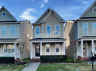 107 Windy Creek Ln, Apex, NC 27502