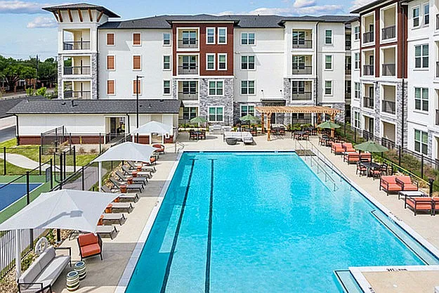 Elate Bent Tree - Outdoor Pool 3