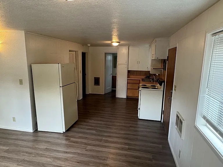 636 F St #A — Photo 6